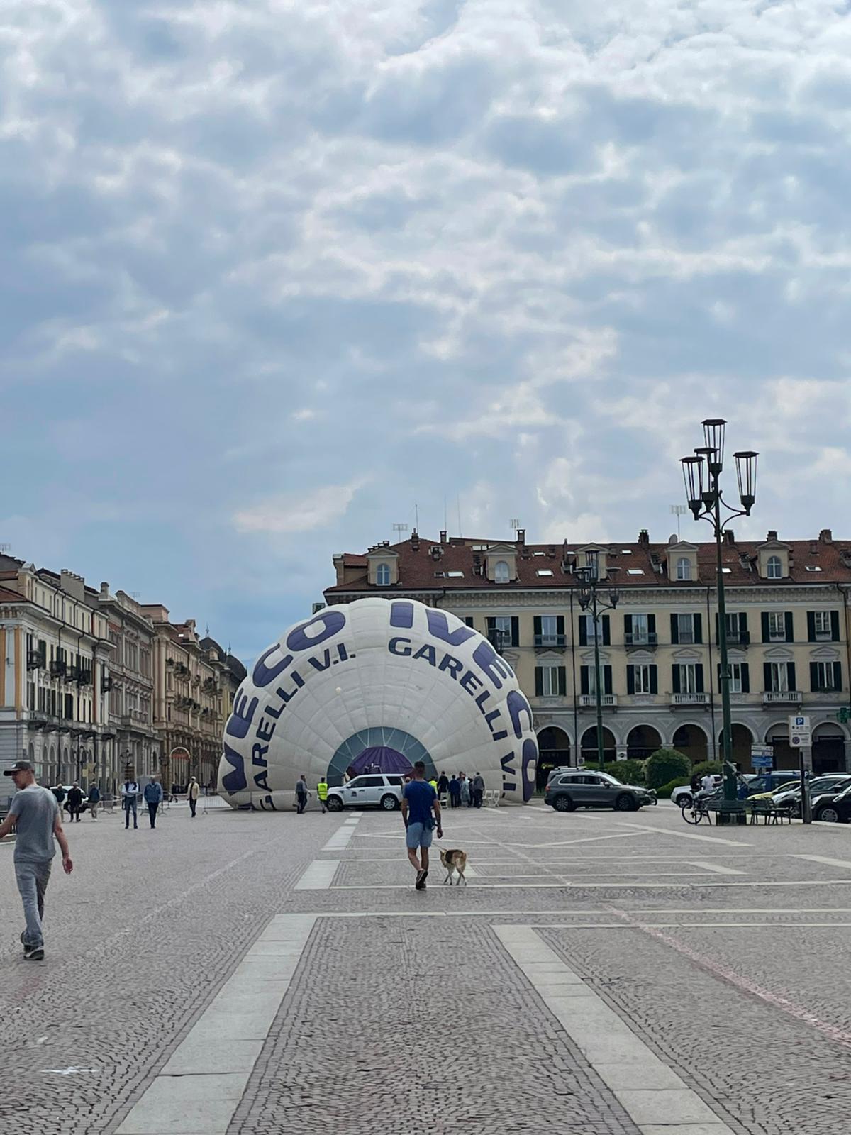 Balloon Theater nella mongolfiera